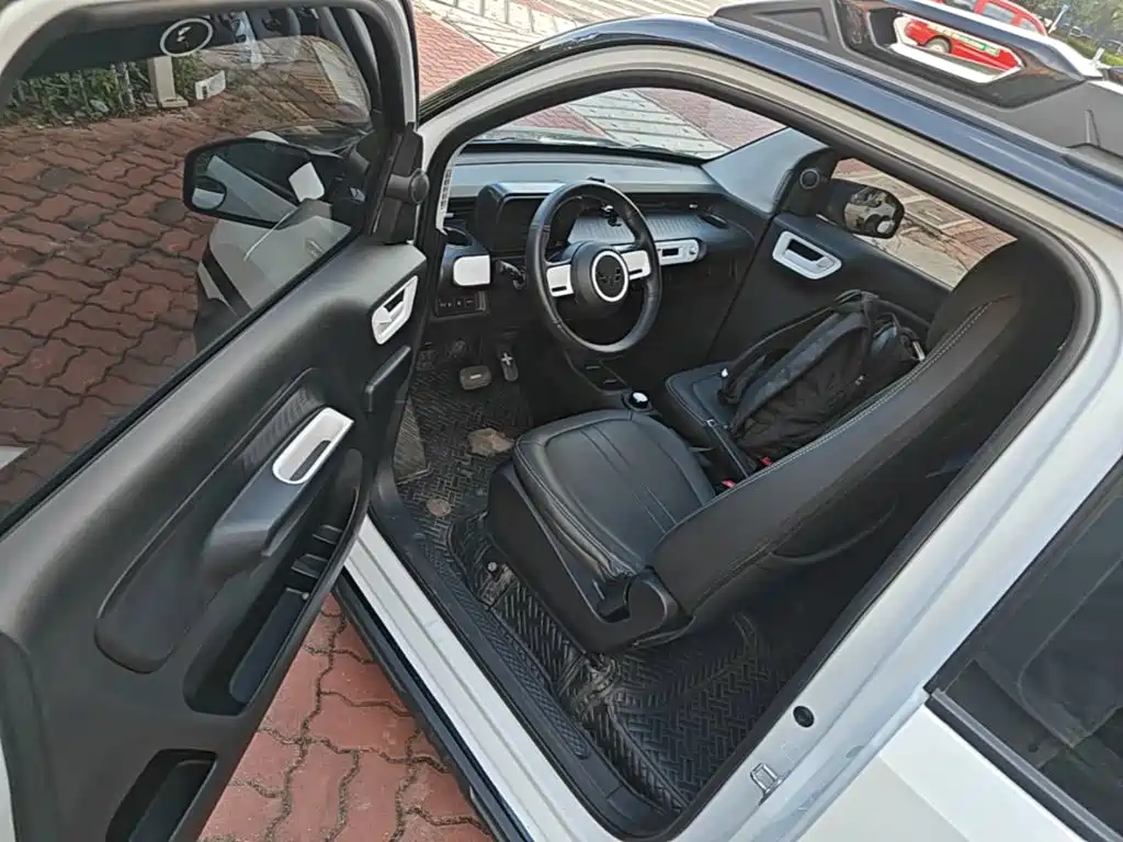 Wuling MINIEV — миниатюра 16