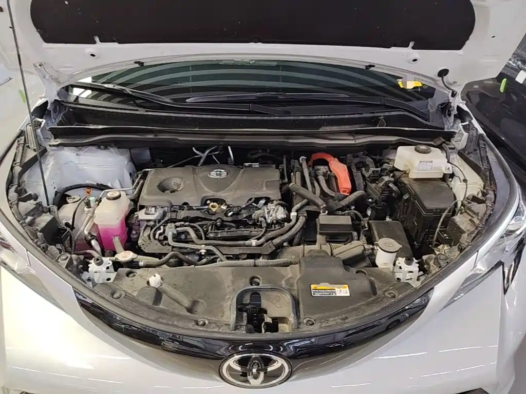 Toyota Sienna — миниатюра 20