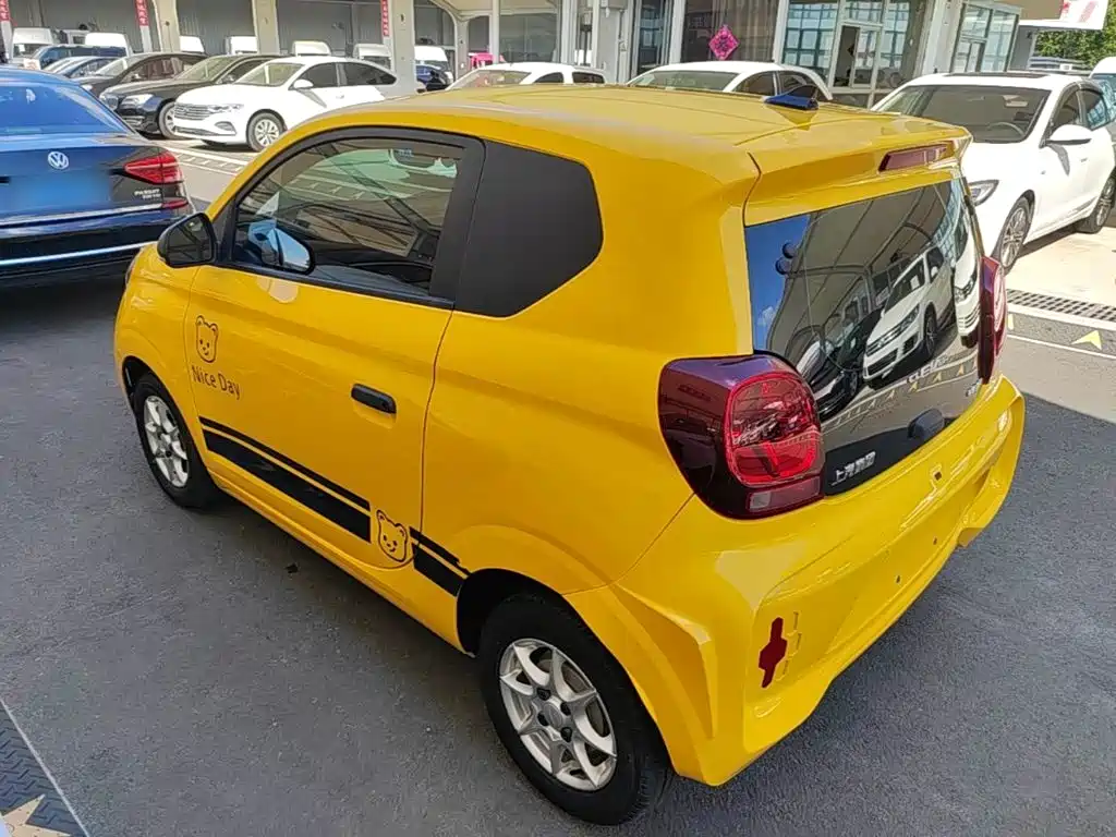 Roewe Clever — миниатюра 5