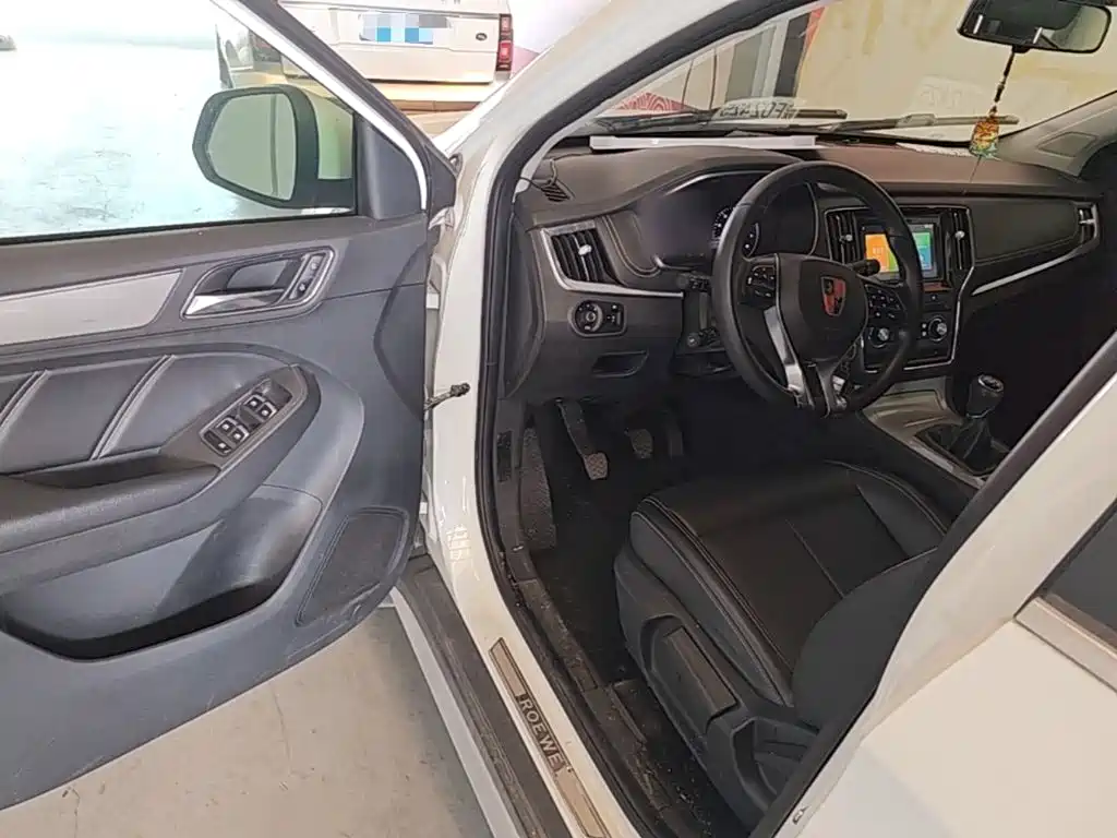 Roewe RX5 — миниатюра 16