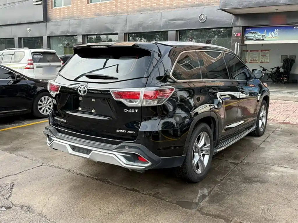 Toyota Highlander — миниатюра 7