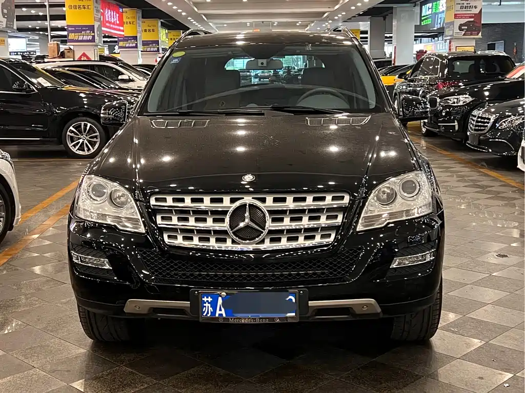 Mercedes-Benz M 2010 ML 300 4MATIC