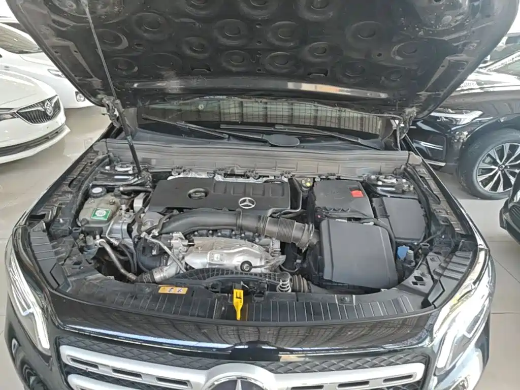 Mercedes-Benz GLB — миниатюра 20