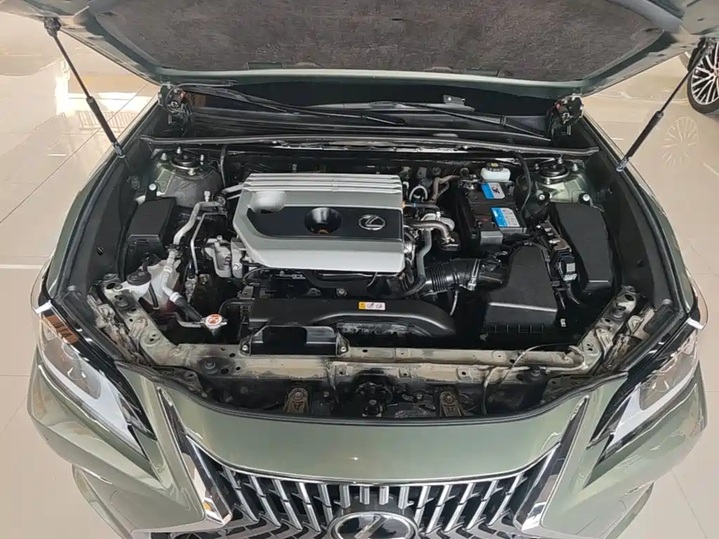 Lexus ES — миниатюра 20