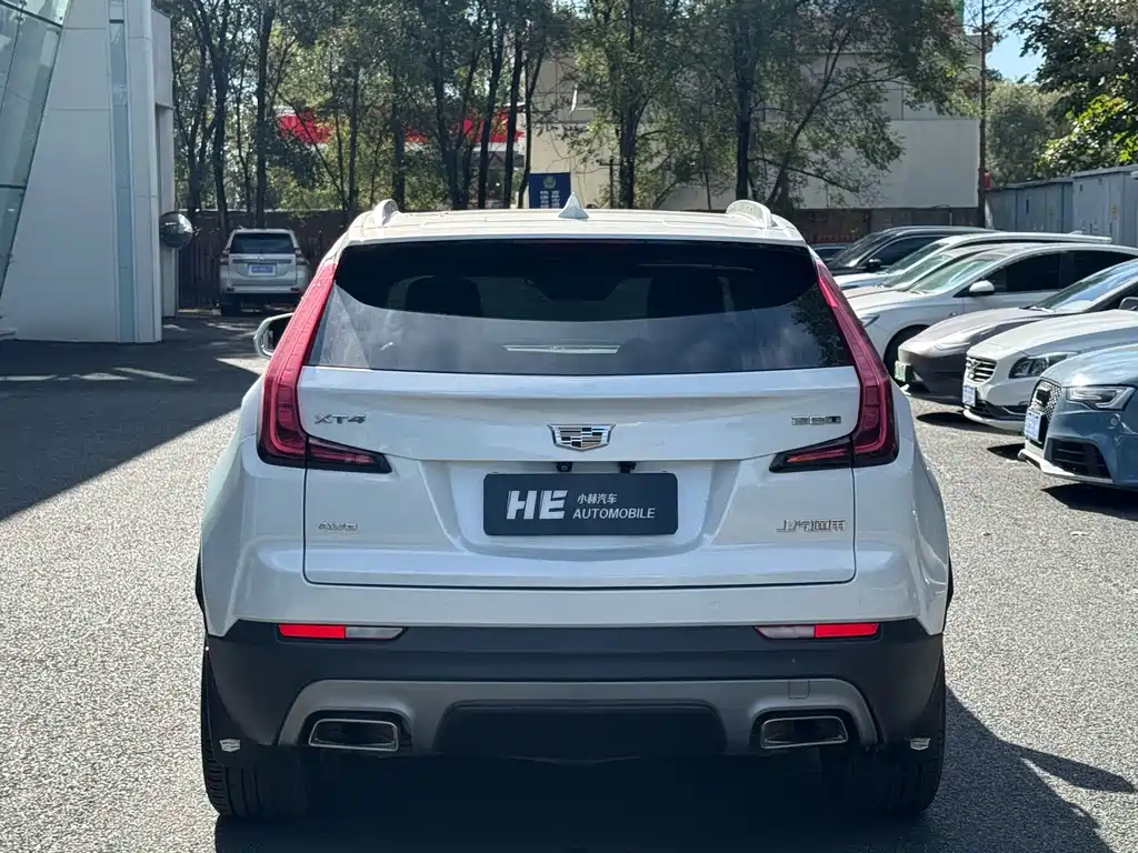Cadillac XT4 — миниатюра 5