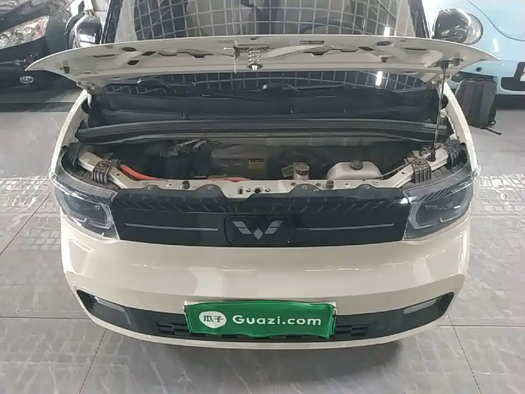Wuling MINIEV — миниатюра 20