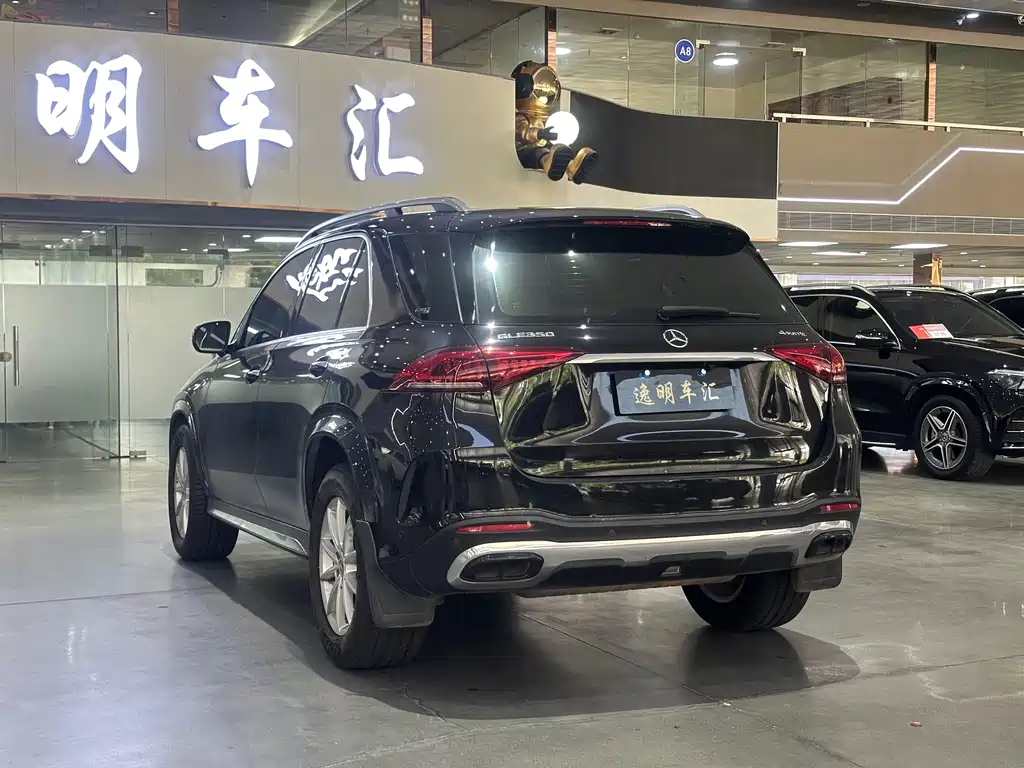 Mercedes-Benz GLE (Import) — миниатюра 14