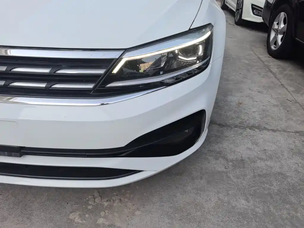 Volkswagen Lamando — миниатюра 24