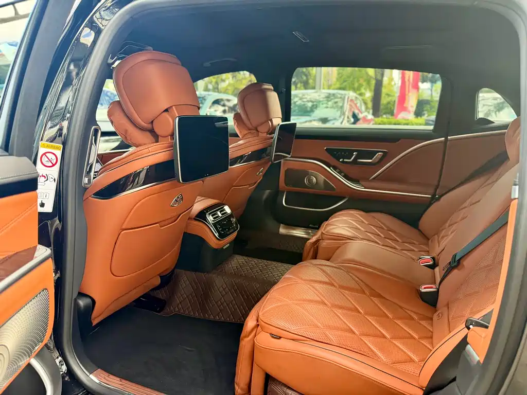 Mercedes-Benz S-Class — миниатюра 16