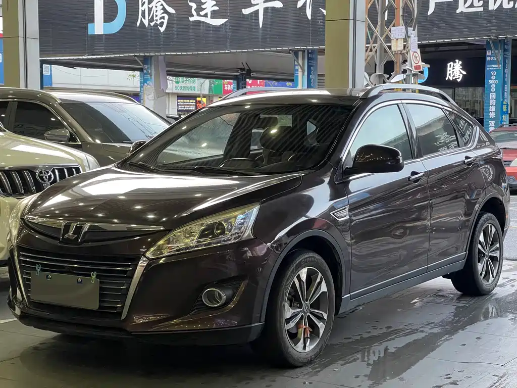 Luxgen U6
