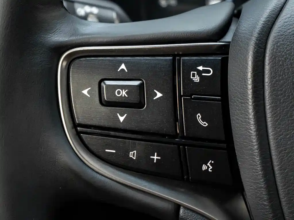 Lexus ES — миниатюра 17