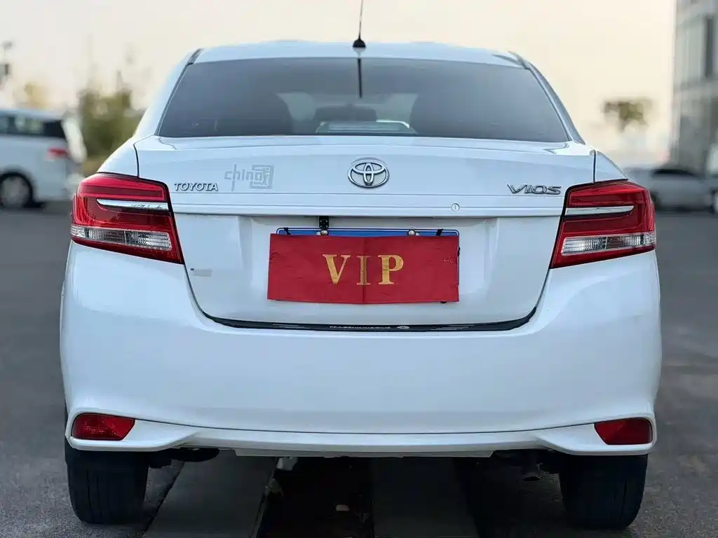 Toyota Vios — миниатюра 4