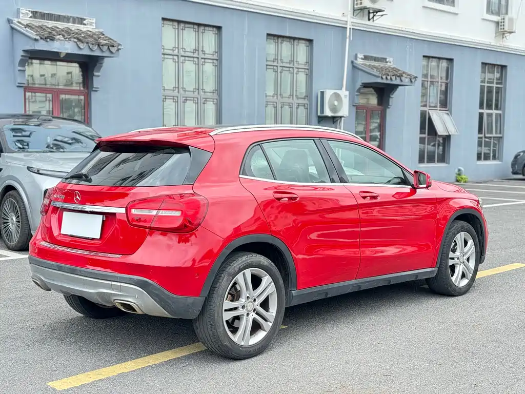 Mercedes-Benz GLA (Import) — миниатюра 4