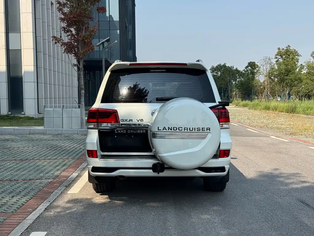 Toyota Land Cruiser — миниатюра 19