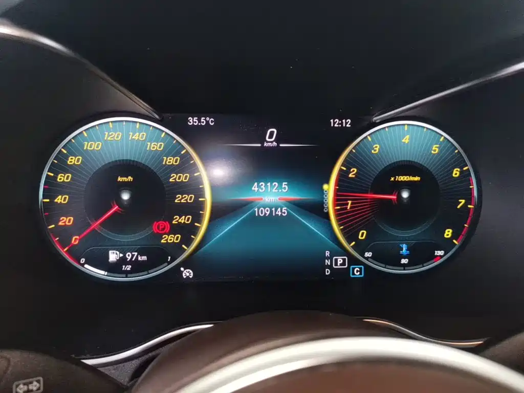 Mercedes-Benz GLC — миниатюра 12