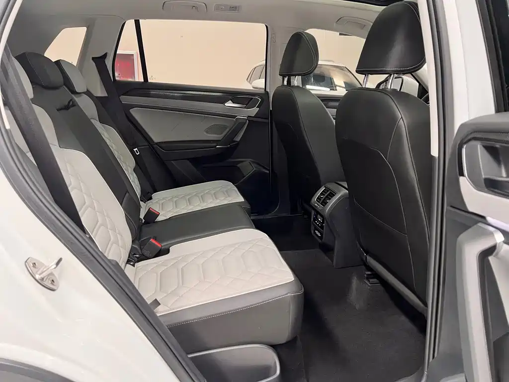 Volkswagen Tayron — миниатюра 17