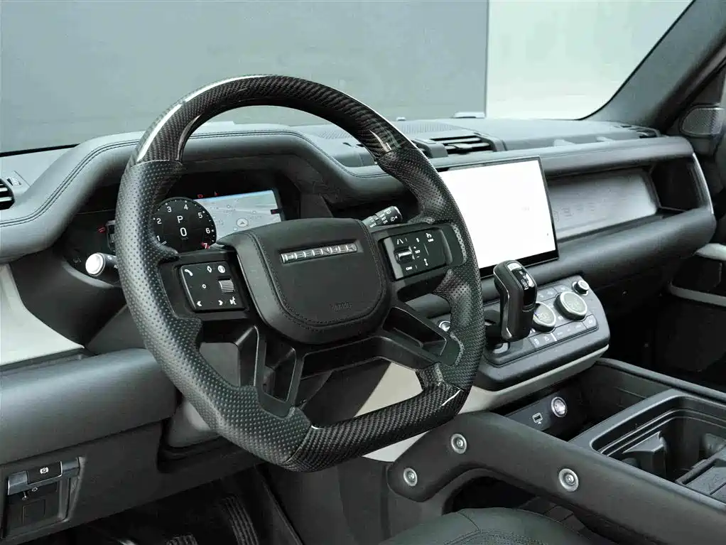 Land Rover Defender — миниатюра 7