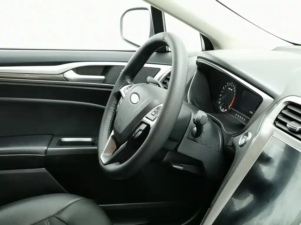 Ford Mondeo — миниатюра 22
