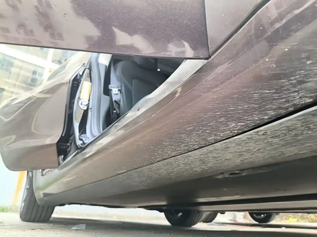 Tesla Model 3 — миниатюра 21