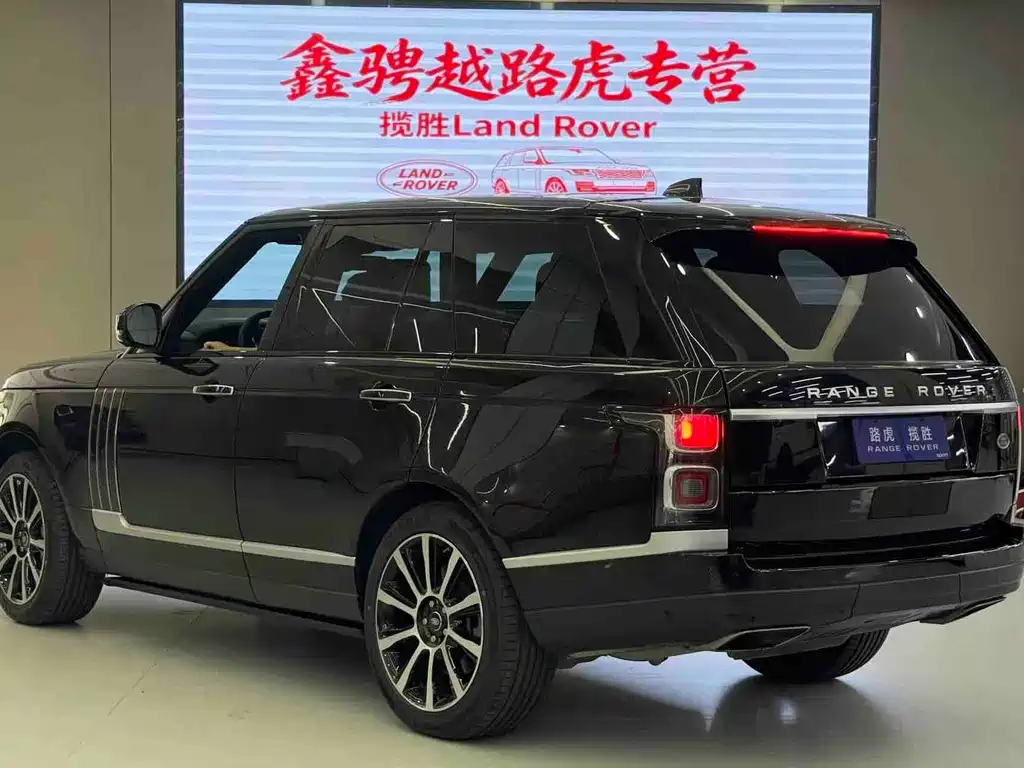 Land Rover Range Rover — миниатюра 3