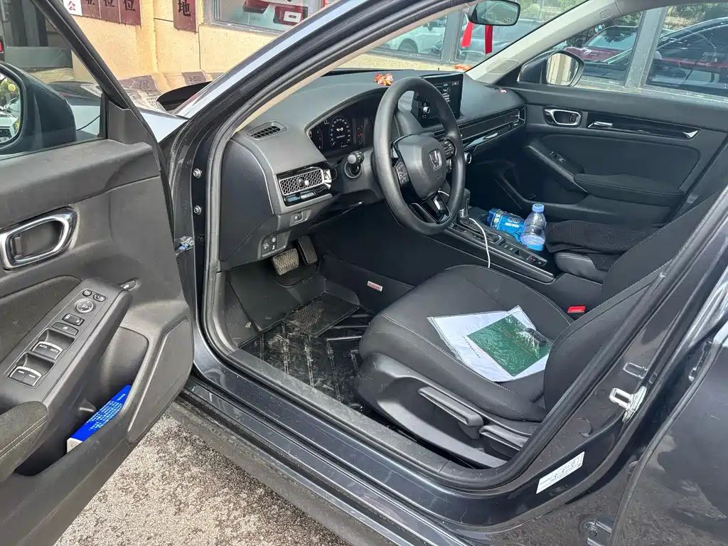 Honda Civic — миниатюра 4