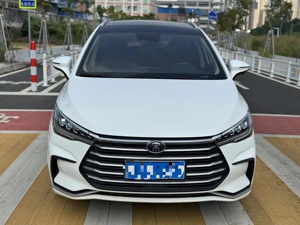 BYD MAX — миниатюра 12