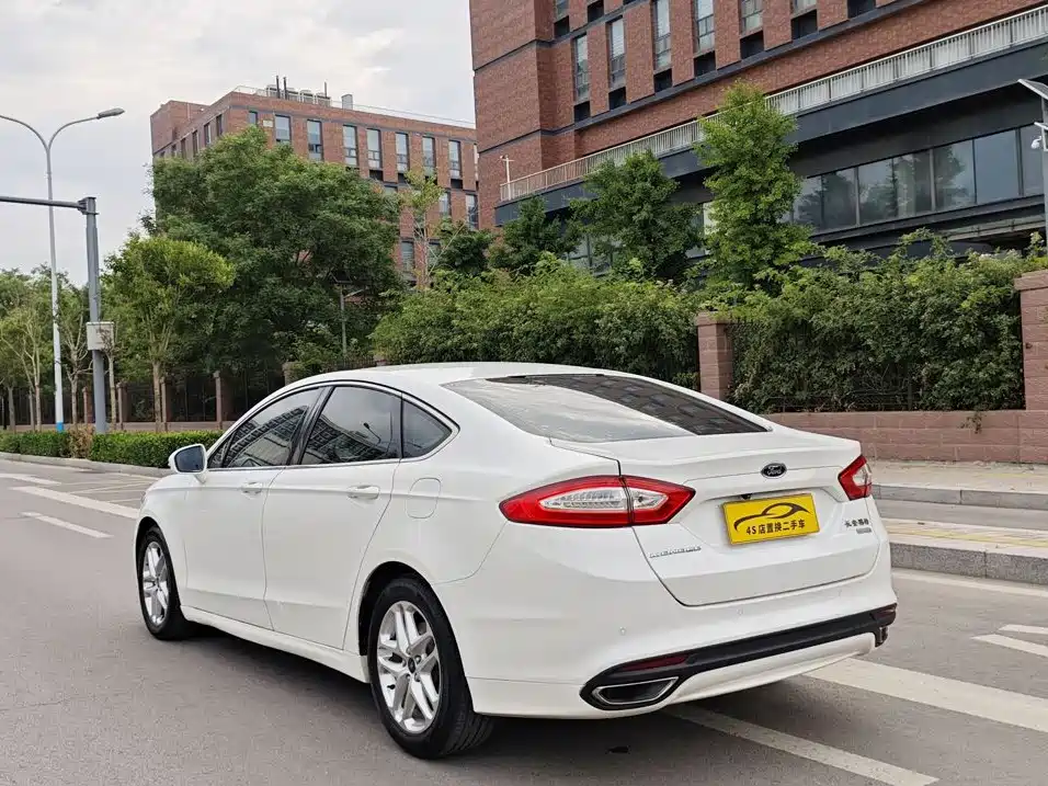 Ford Mondeo — миниатюра 2