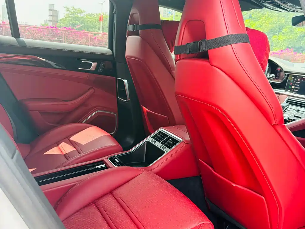 Porsche Panamera — миниатюра 10
