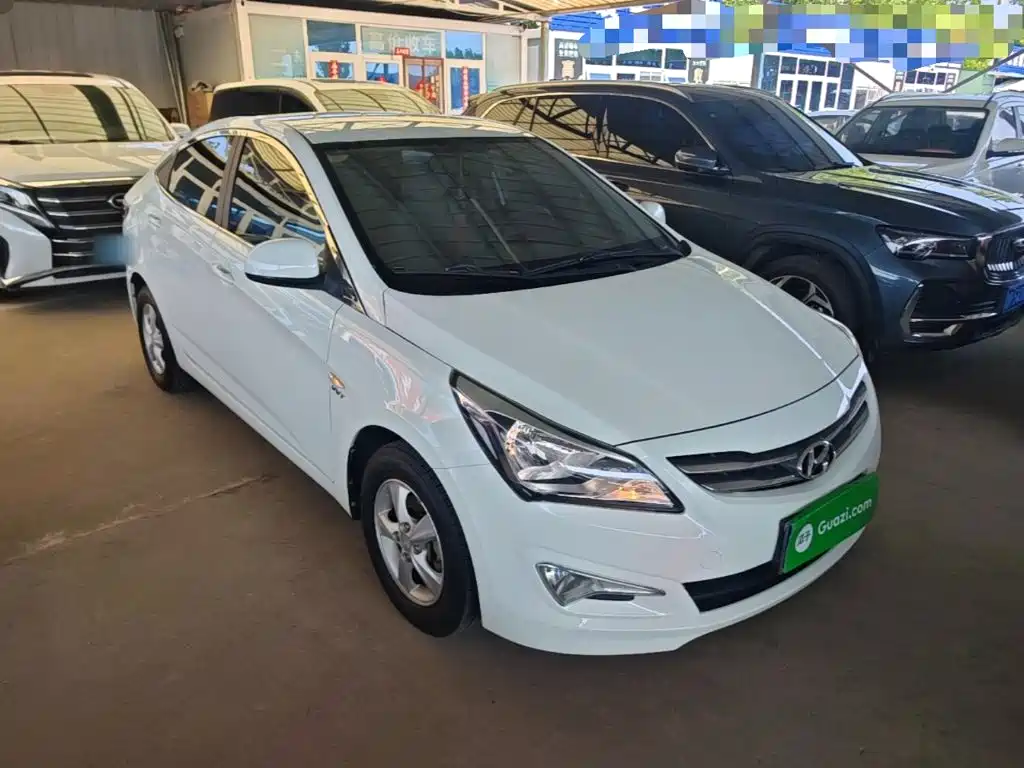 Hyundai Verna — миниатюра 4