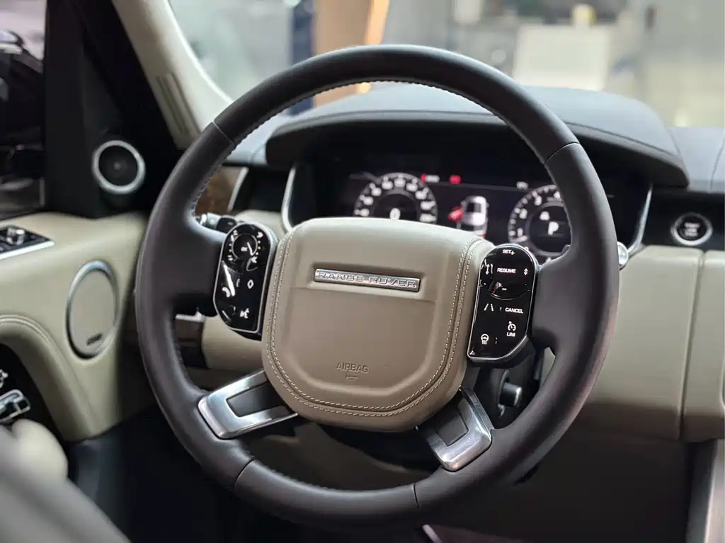 Land Rover Range Rover — миниатюра 11