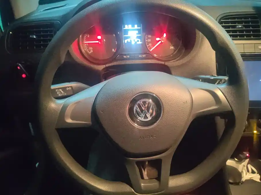 Volkswagen Polo — миниатюра 15