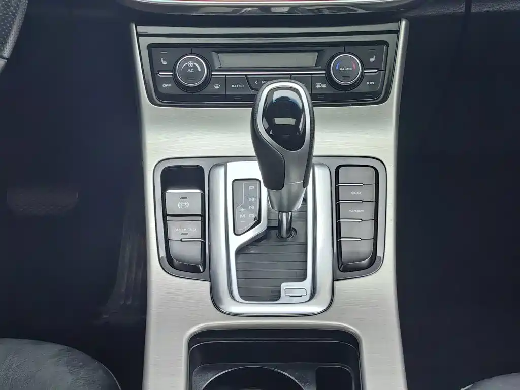 Geely Emgrand GL — миниатюра 13