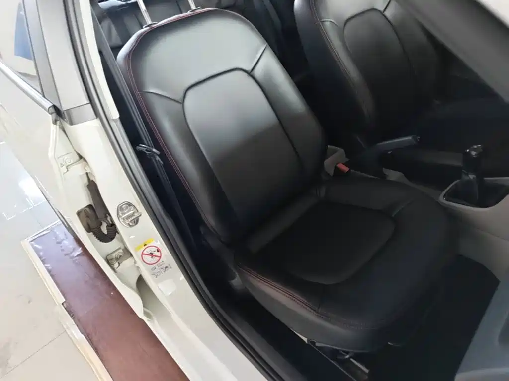 Skoda Rapid — миниатюра 25