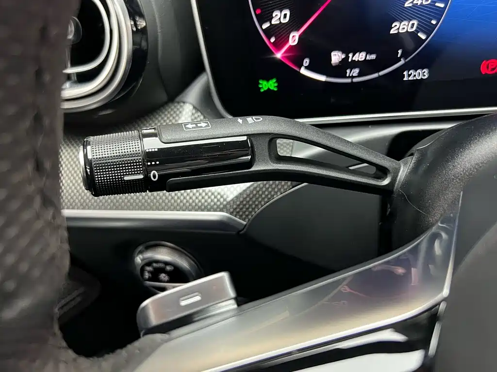 Mercedes-Benz C-Class — миниатюра 21