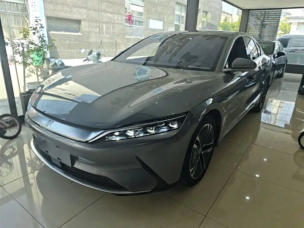 2021 BYD Han - zdjęcie 1 z 25