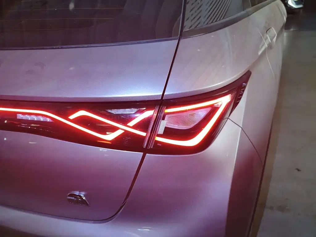 BYD Dolphin — миниатюра 8