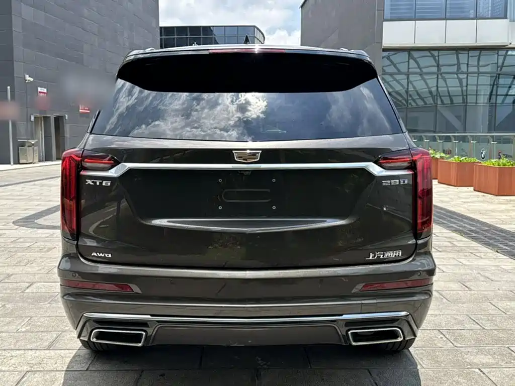 Cadillac XT6 — миниатюра 11