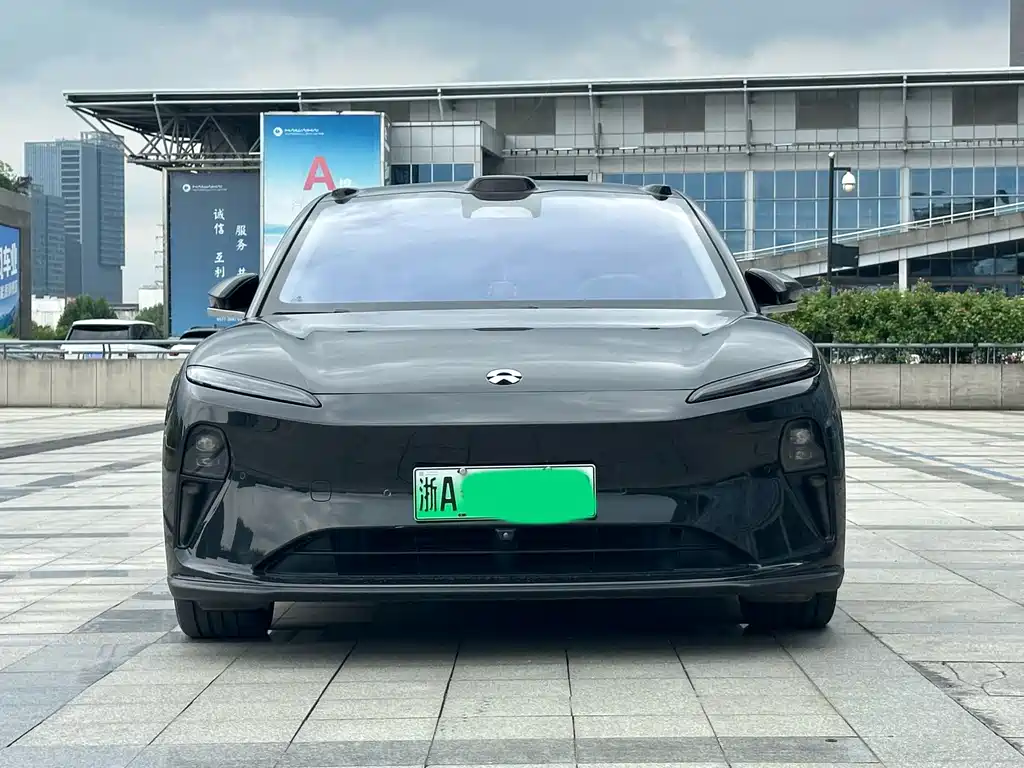 NIO ET5 — миниатюра 2
