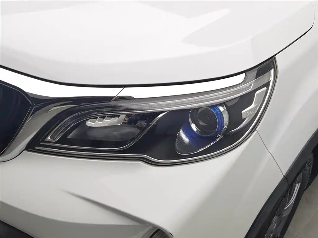 Geely Vision X3 X3 2021 PRO 1.5L CVT Luxury