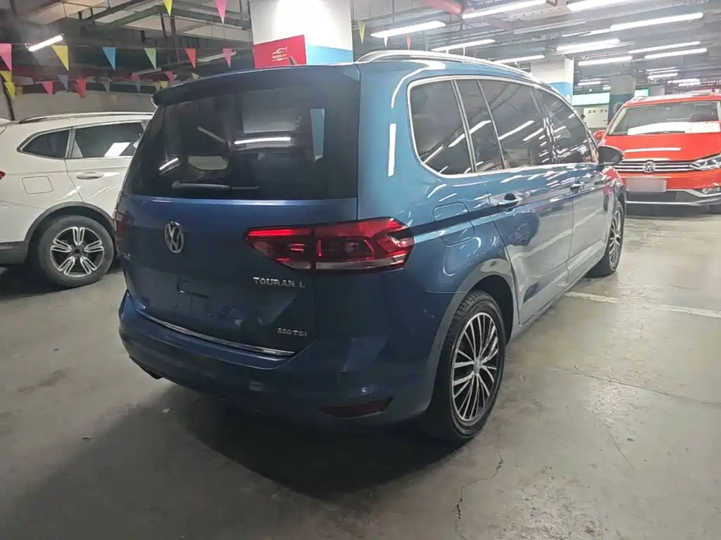 Volkswagen Touran — миниатюра 7