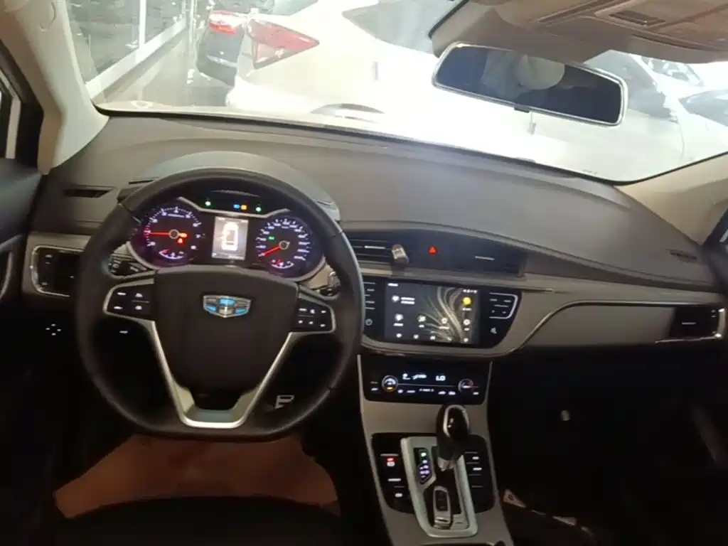 Geely Emgrand GS — миниатюра 10