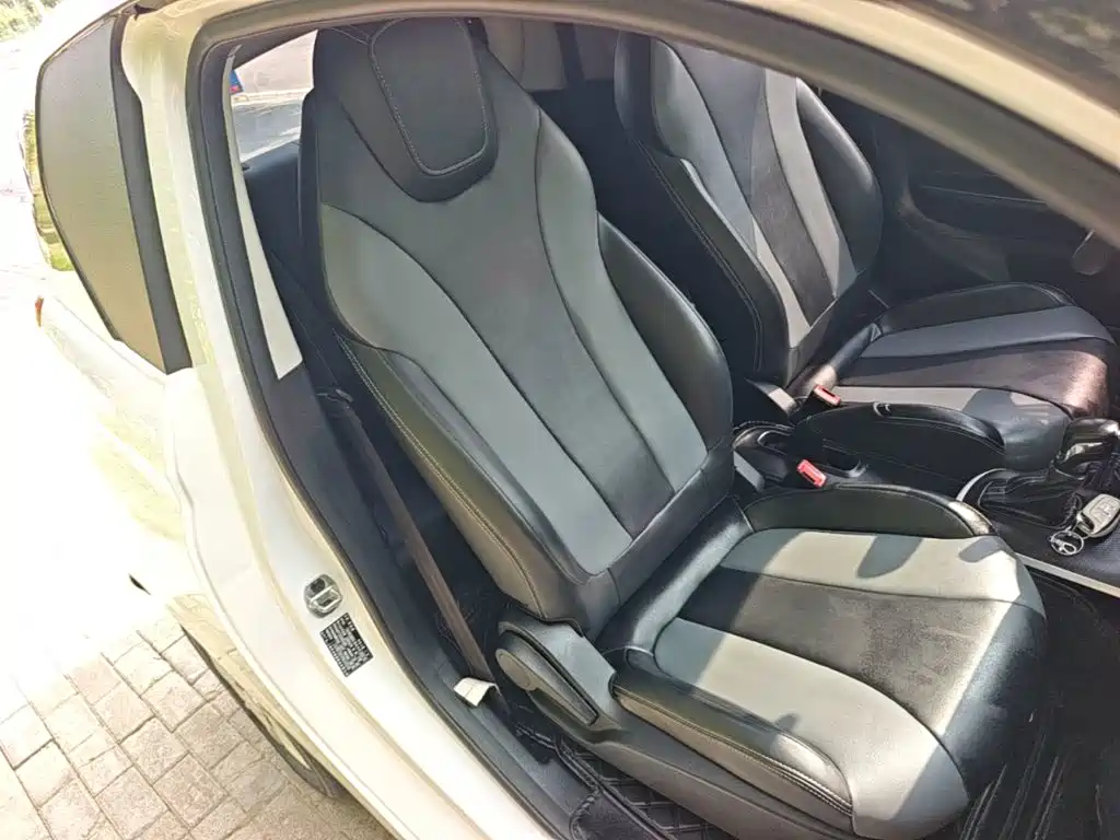 Roewe Clever — миниатюра 25