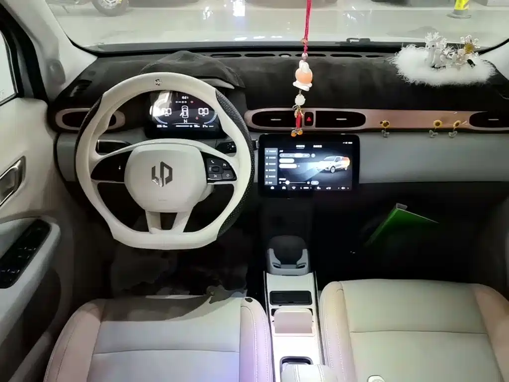 Leapmotor Leapmotor T03 — миниатюра 10