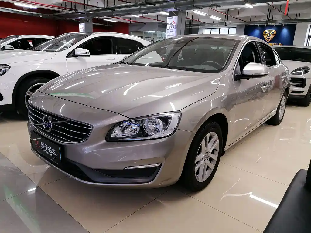 Volvo S60