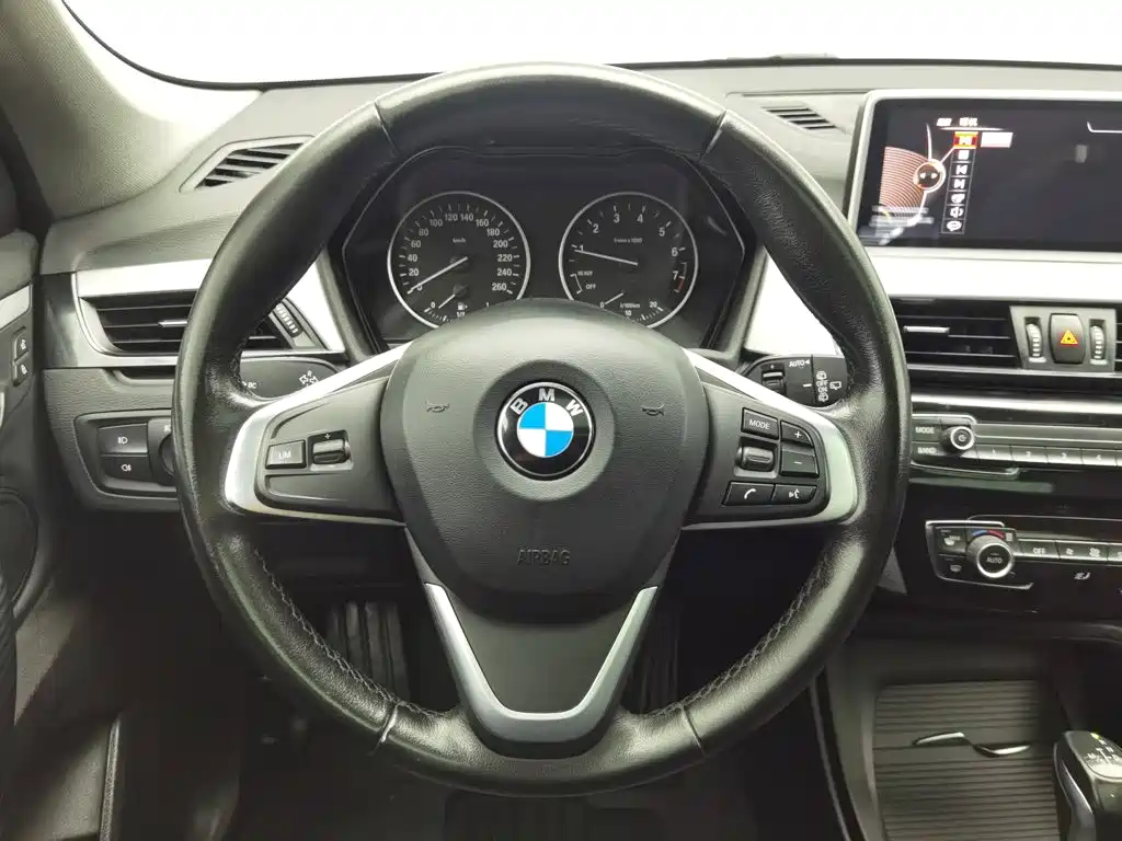BMW X1 — миниатюра 11