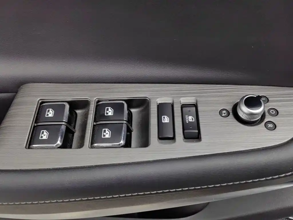 Changan Ruicheng CC — миниатюра 9
