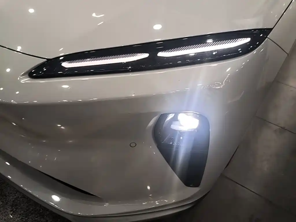 NIO ET5 — миниатюра 24