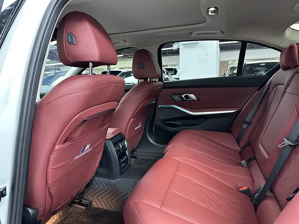 BMW 3 Series — миниатюра 10