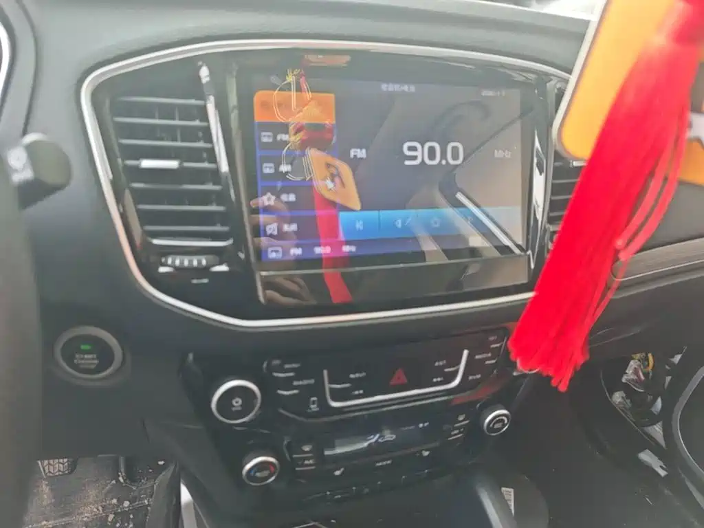 Geely Vision X6 — миниатюра 13