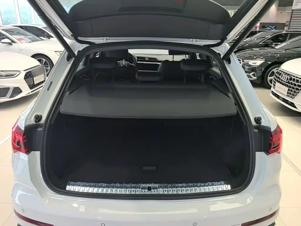 Audi Q3 — миниатюра 19